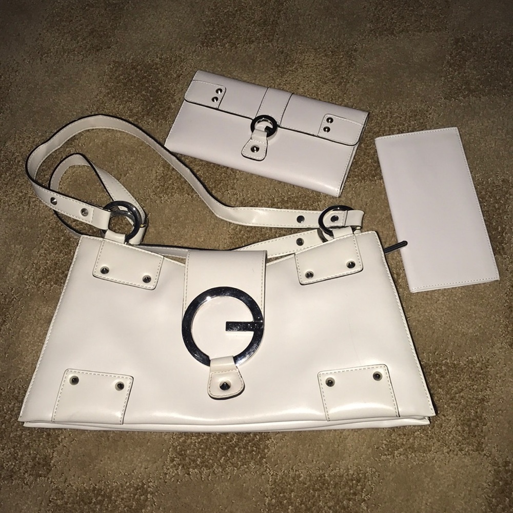 🎄White Guess Purse, Matching Wallet